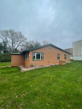 48 Gravy Ln in Wisconsin Dells, WI - Building Photo - Building Photo