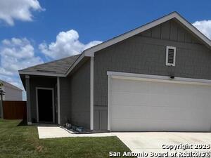 5227 Hickory Pl in San Antonio, TX - Foto de edificio - Building Photo