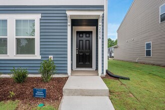 2058 Gln Xing Dr in Durham, NC - Building Photo - Building Photo