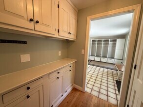 5 Gove Rd in Exeter, NH - Building Photo - Building Photo