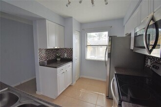 10177 Sailwinds Blvd S in Largo, FL - Building Photo - Building Photo