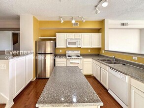 2016 Oxford Ln in Louisville, CO - Building Photo - Building Photo