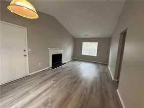 115 Yatley Ct in Alpharetta, GA - Building Photo - Building Photo