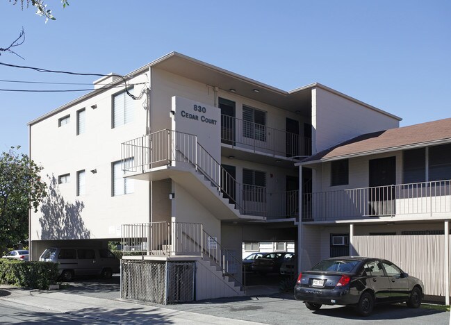 830 Ceder St in Honolulu, HI - Foto de edificio - Building Photo