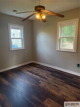 67 Foyer St, Unit 4 in Edison, NJ - Foto de edificio - Building Photo