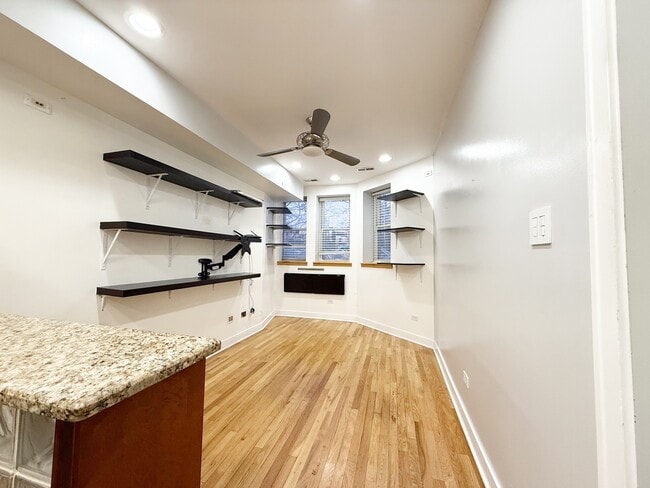 3918 N Kedvale Ave in Chicago, IL - Building Photo - Building Photo