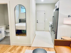 527 Longfellow St NW, Unit 1 in Washington, DC - Building Photo - Building Photo