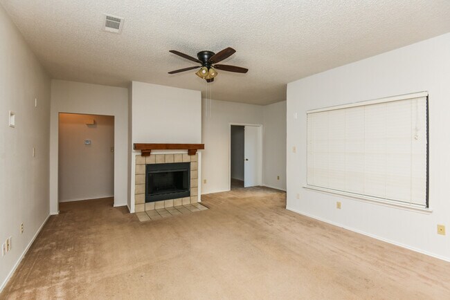 3614 Riverhead Dr in Arlington, TX - Building Photo - Building Photo
