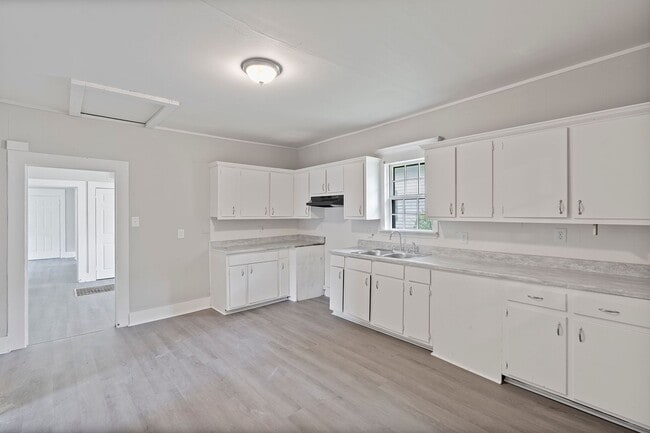 property at 3309 Cedar Ave SW