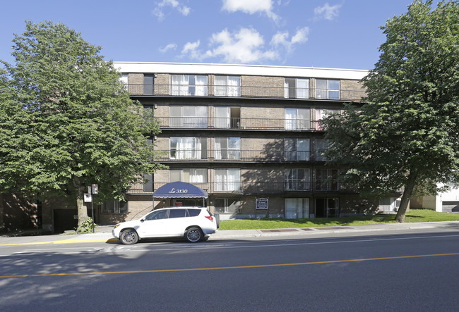 3130 Édouard-Montpetit in Montréal, QC - Building Photo - Building Photo