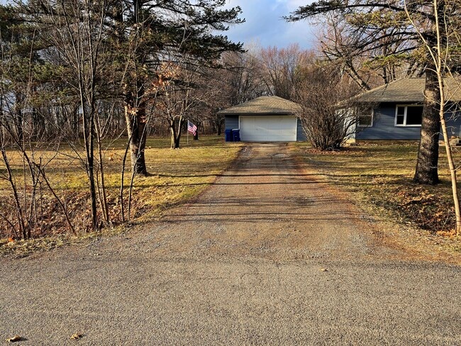 1243 4th St S in Sauk Rapids, MN - Building Photo - Building Photo