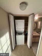 107 Prosperity Ave SE in Leesburg, VA - Building Photo - Building Photo