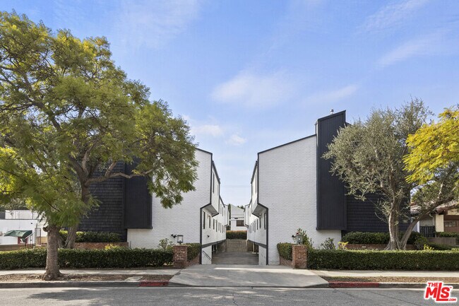 property at 2666 31st St