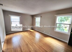 936-940 Santa Ynez Way in Sacramento, CA - Building Photo - Building Photo