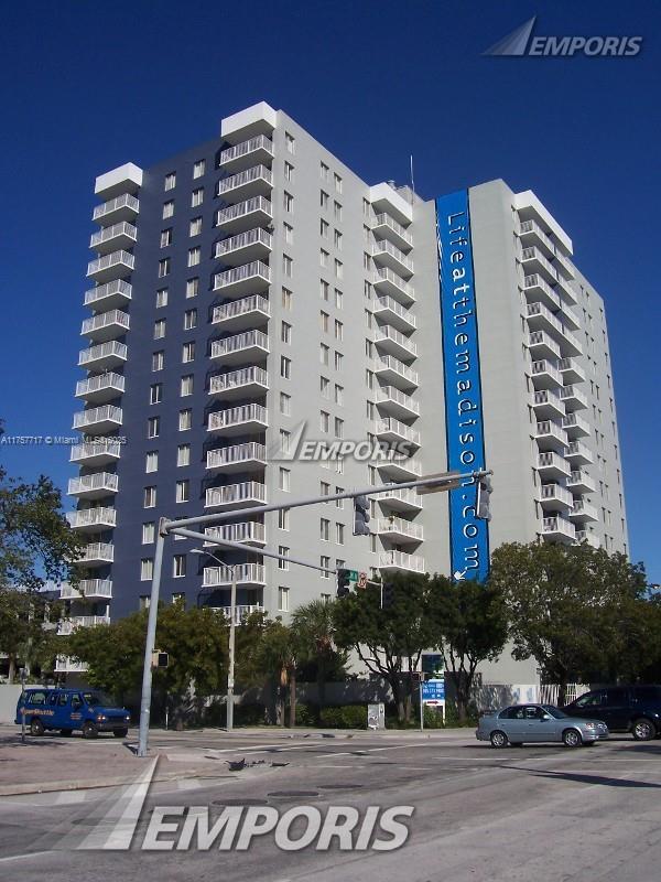 property at 850 N Miami Ave