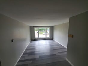 201 Dominion St in Moncton, NB - Building Photo - Building Photo