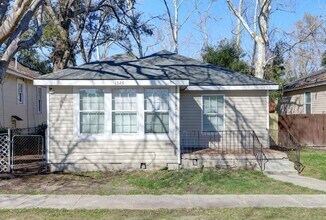 1326 E 33rd St in Savannah, GA - Building Photo - Building Photo