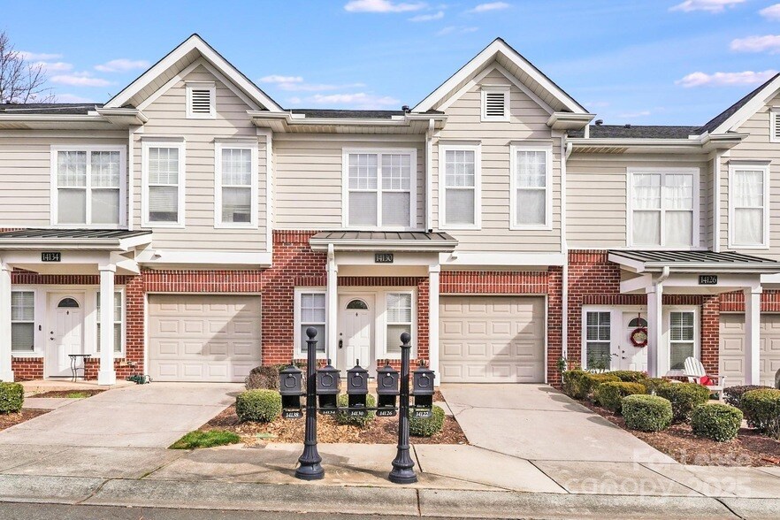 14130 Castle Abbey Ln in Charlotte, NC - Building Photo