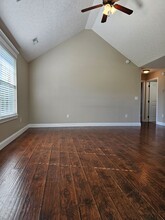 110 Naples Ct in Radcliff, KY - Building Photo - Building Photo