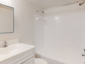 Takoma Towers in Takoma Park, MD - Building Photo - Building Photo