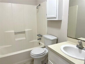 9 Sun Dr in Pharr, TX - Building Photo - Building Photo