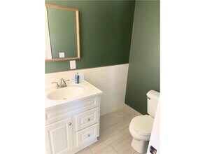2302 6th St NE in Minneapolis, MN - Building Photo - Building Photo
