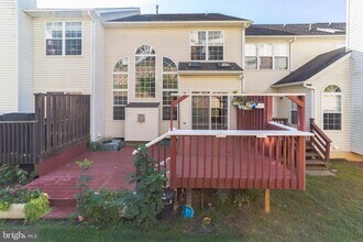 40 Madison Way in Downingtown, PA - Building Photo - Building Photo