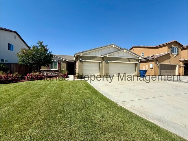 property at 5720 Woodard Ridge Dr