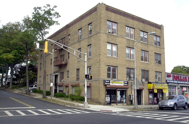 849-851 S Orange Ave in East Orange, NJ - Foto de edificio - Building Photo