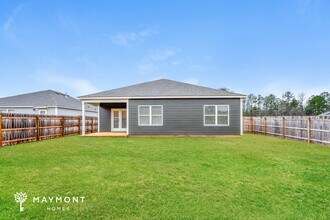 5697 Timber Leaf Lp in Bessemer, AL - Foto de edificio - Building Photo