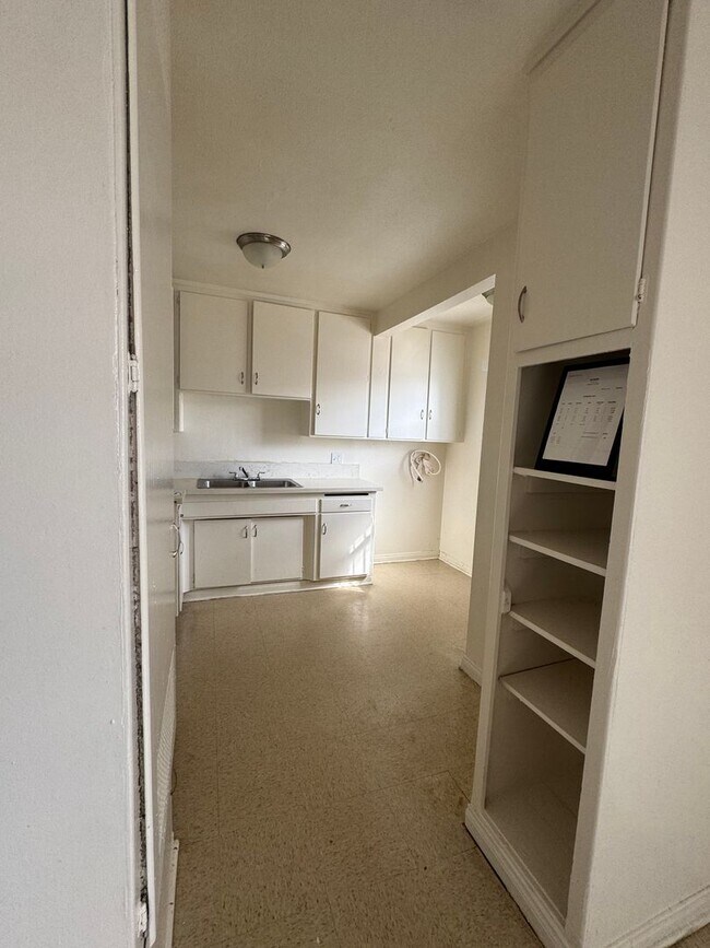 The Ridge I Apartments in Ridgecrest, CA - Foto de edificio - Interior Photo