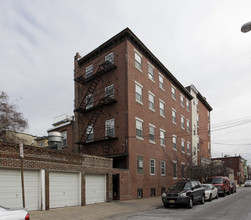 760-762 S 10th St in Philadelphia, PA - Building Photo - Building Photo