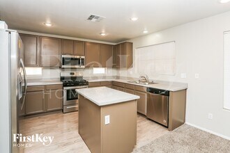 4633 N Sergeant Ct in North Las Vegas, NV - Building Photo - Building Photo