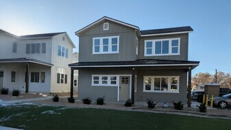 164 S 100 W in Cedar City, UT - Building Photo