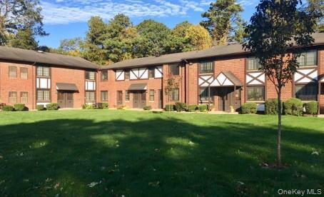 property at 20 Pinebrook Pl