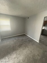 1810 Mahoning Ave NW in Warren, OH - Building Photo - Building Photo