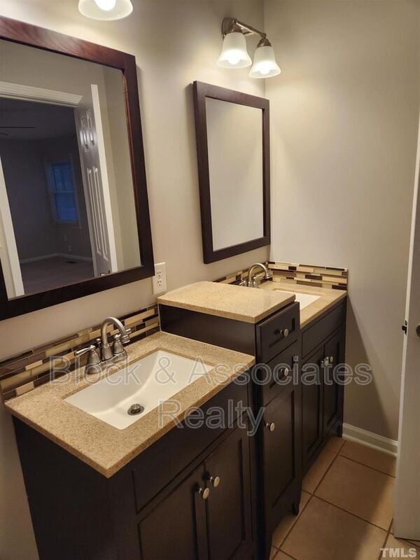 1119 Saxony Dr in Durham, NC - Building Photo - Building Photo