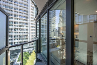 25 Dalhousie St, Unit SI ID1360023P in Toronto, ON - Building Photo - Building Photo