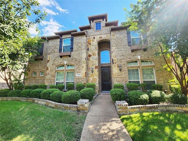 property at 11983 Del Rio Dr
