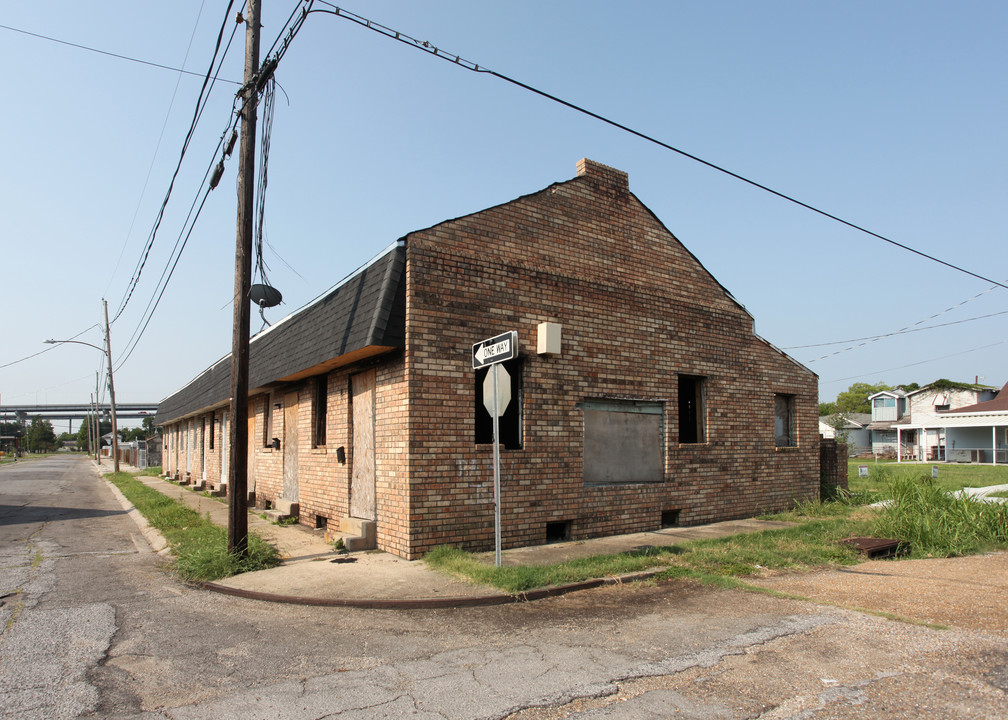 1101 Verret St in New Orleans, LA - Foto de edificio