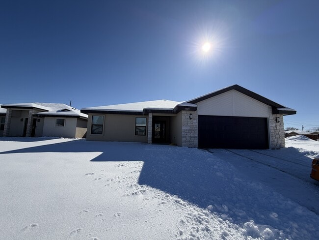 property at 1028 Clover Ln