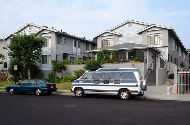 14531 Freeman in Lawndale, CA - Foto de edificio - Building Photo