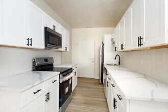 5909 Cates Ave in St. Louis, MO - Foto de edificio - Interior Photo