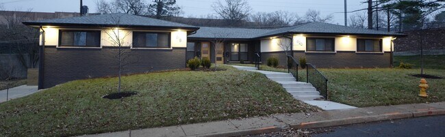 property at 818 Francis Pl