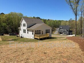 135 Little Gem Ln in Fuquay Varina, NC - Building Photo - Building Photo