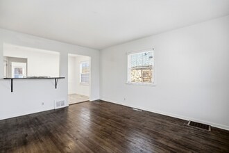 4620 4th Ave S in Minneapolis, MN - Foto de edificio - Building Photo