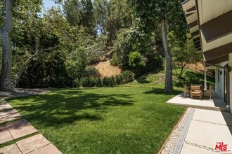2313 Banyan Dr in Los Angeles, CA - Building Photo - Building Photo