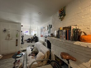 42 Anderson St, Unit A in Boston, MA - Building Photo - Building Photo
