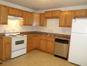 715 Laramie St in Manhattan, KS - Building Photo - Building Photo
