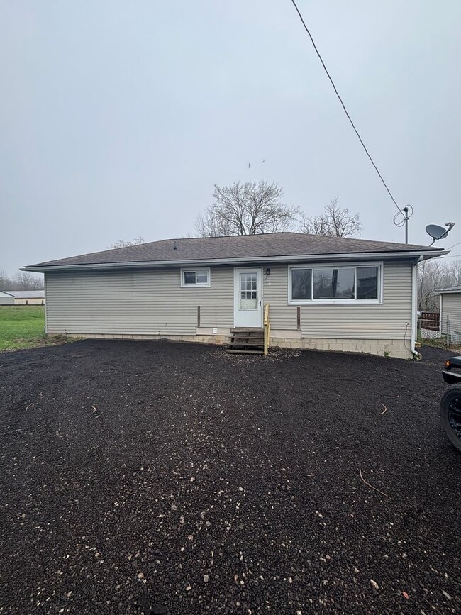 property at 434 E 9th St